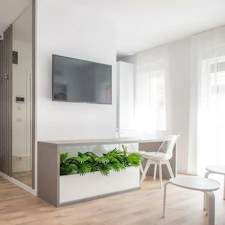 West 3* טימישוארה